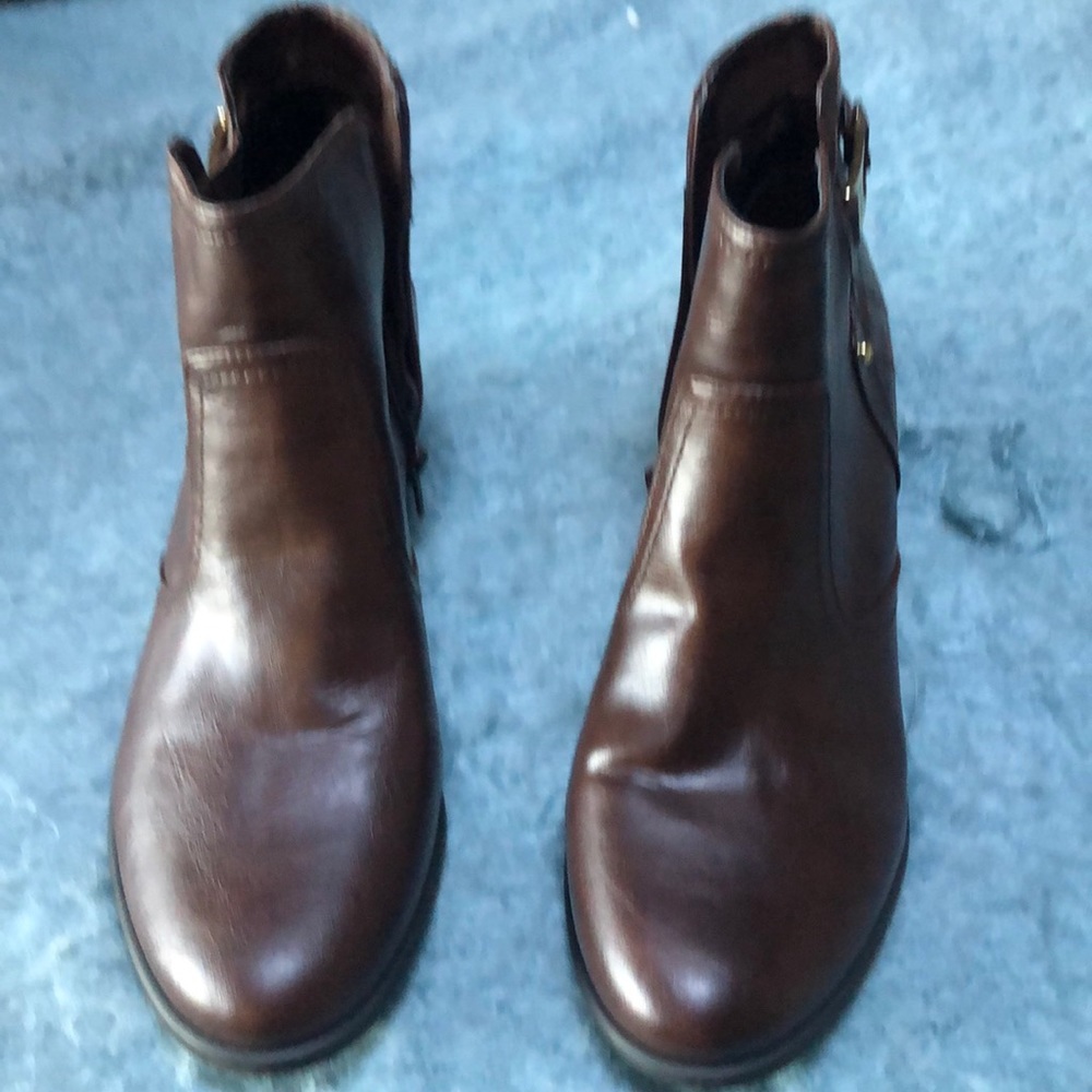Brown boots